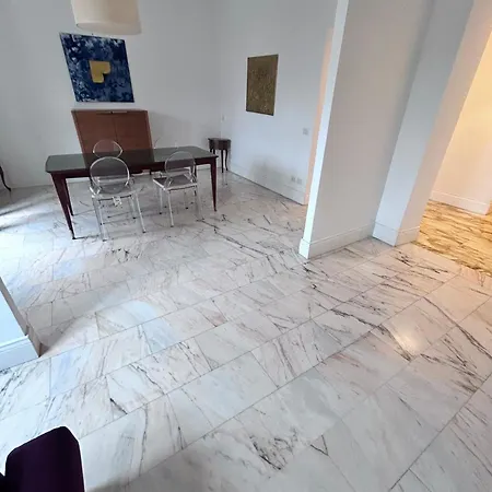Apartman Realty Company Piazza Venezia *
